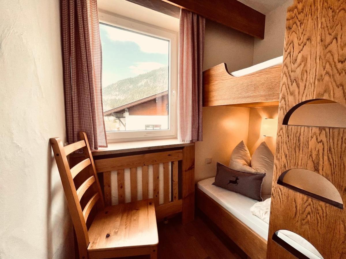 Pension Kreuzeck - Dein Gluecksplatz Am Lech Weissenbach am Lech Exterior foto